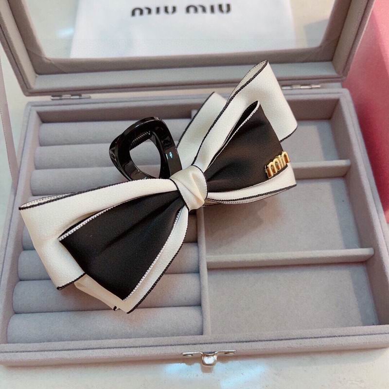 MiuMiu Hair Grab Clip hh01 (2)
